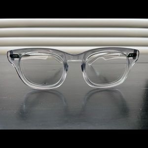 Shuron Sidewinder Premium acetate eyeglass frames. 48-22-150
